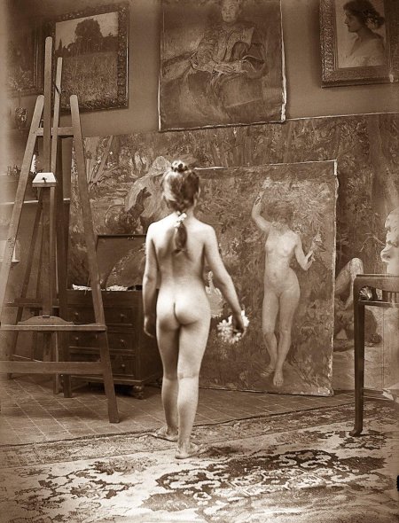 Голые женщины натурщицы ретро