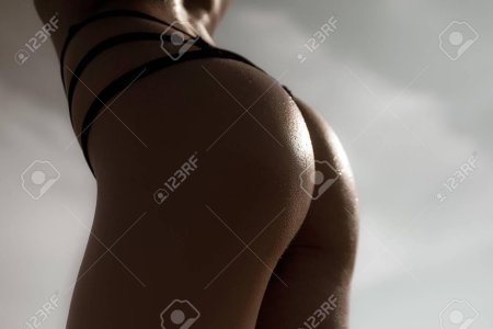 Женская попка