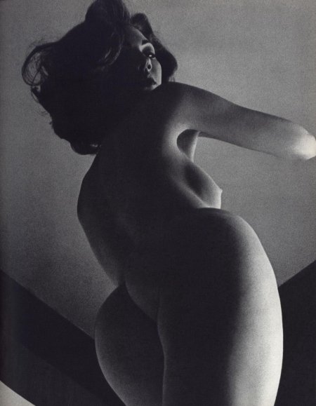 Голые женщины черно белое