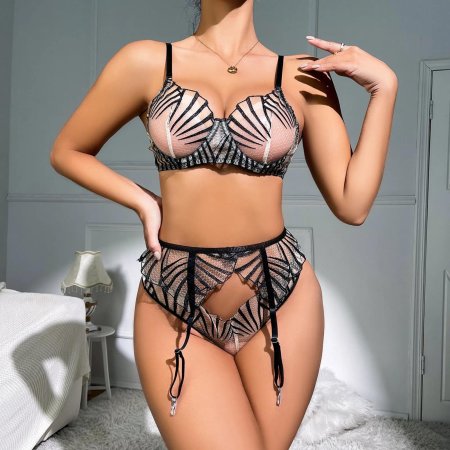 Интимные комплекты