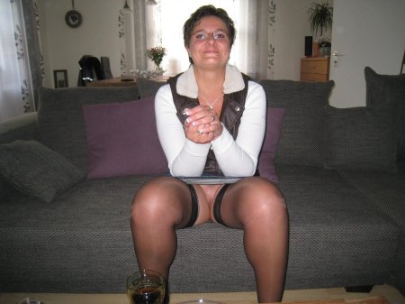 Upskirt зрелая любительское