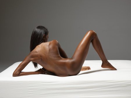 Негритянка валери хегре арт