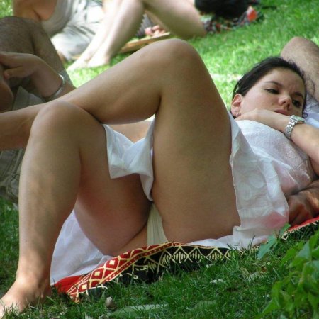 Засветила трусики