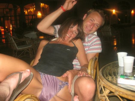 Жена без трусов