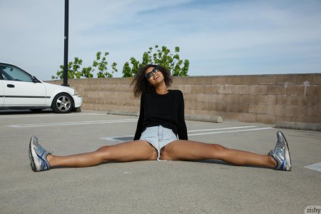 Стройные ножки