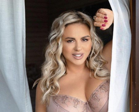 Анна семенович