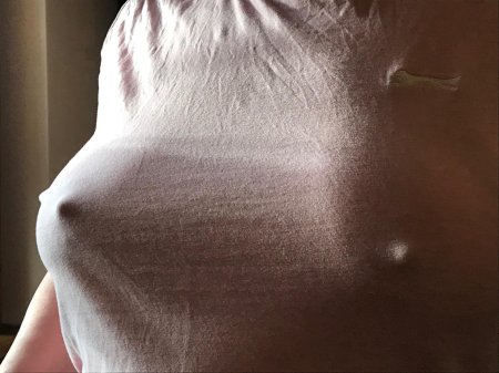 Стоящие соски