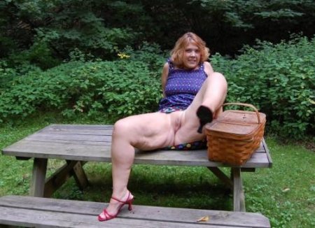 Скамейка садовая