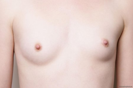 Маленькая сиська