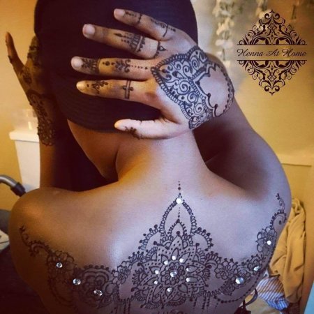 Тату мехенди на спине