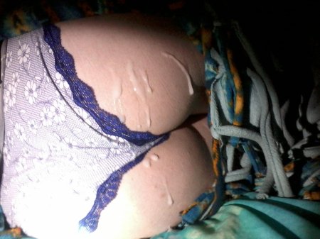 Девушки в трусах слип cum