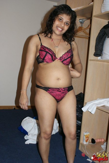 Толстые индийские женщины голые