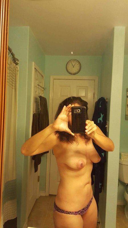 Тело девушки домашнее