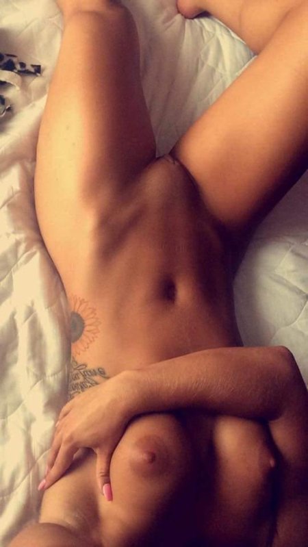 Девушки с татуировками