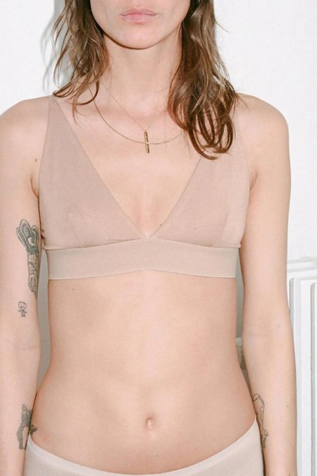 Грудь нулевого размера