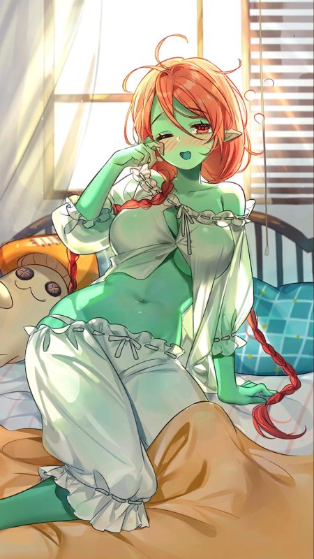 Девушка монстр