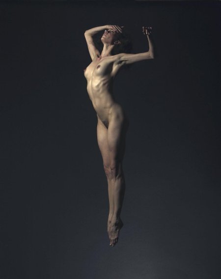 Балерина фотомодель ню