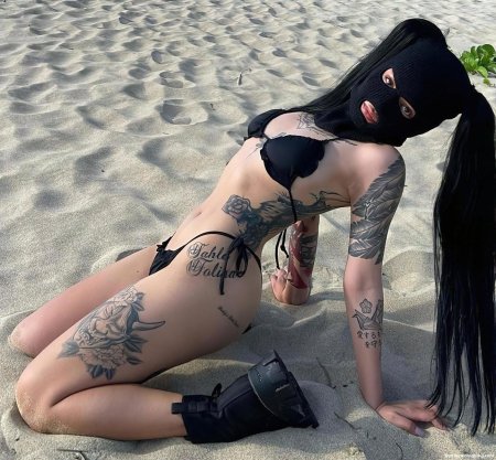 Тиктокерша bellapoarch