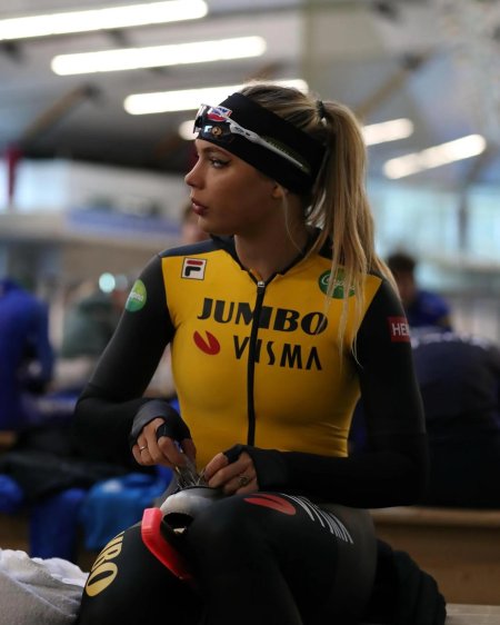 Конькобежка из нидерландов