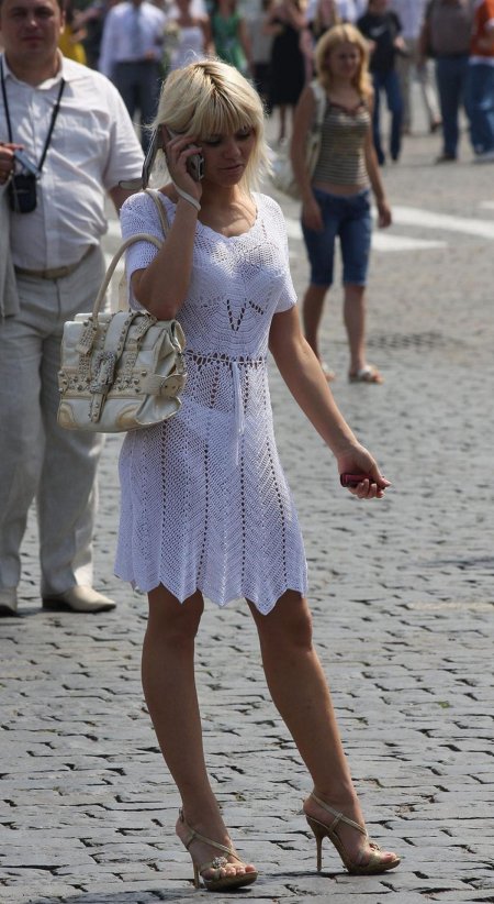 Вязаное крючком платье