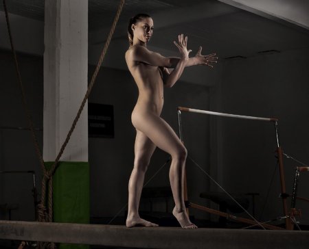 Эротическая модель