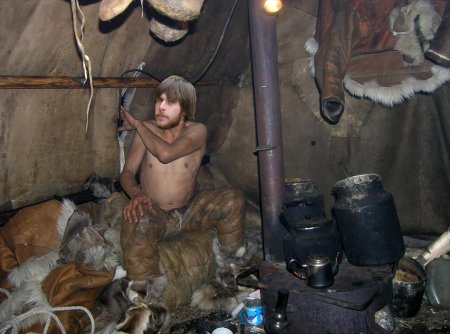 Чукчи жилище яранга внутри