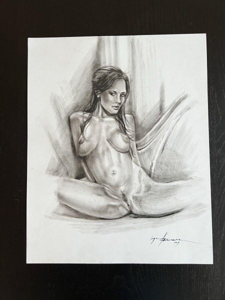 Эротика рисунки карандашом