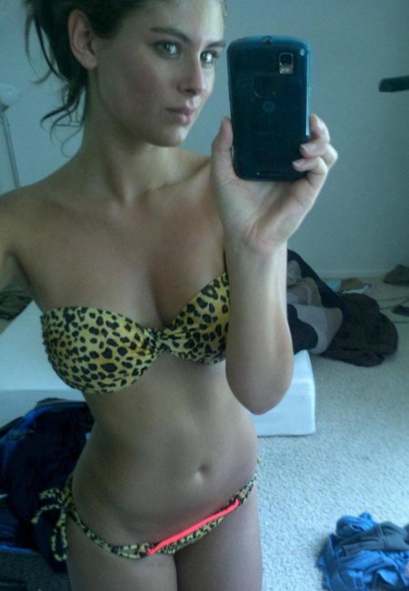 Красивые девушки фотографирующие себя