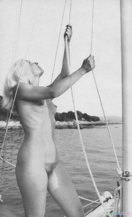 Мальчишки ретро нудизм