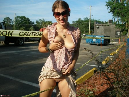 Голые засветы девушек