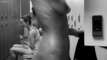 Подсмотрел в примерочной