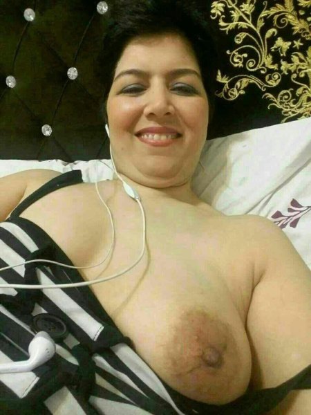 Иранские девушки с большими сиськами