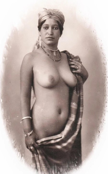 Голые арабские женщины ретро