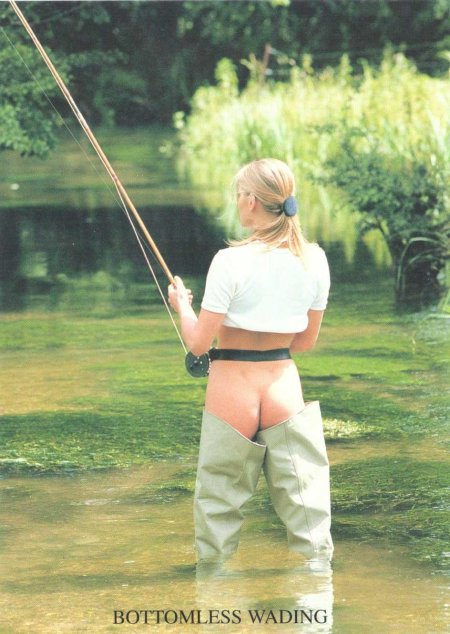 Девушка на рыбалке