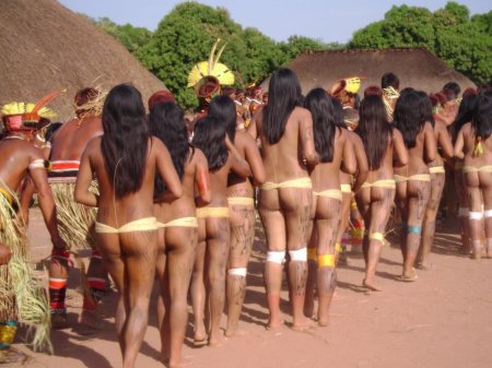 Индейцы голые с реки xingu бразилия