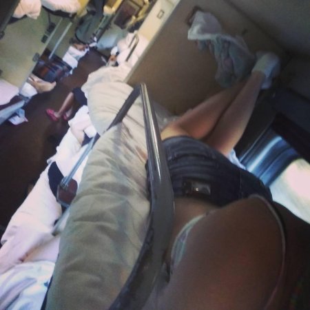 Девушка в плацкарте