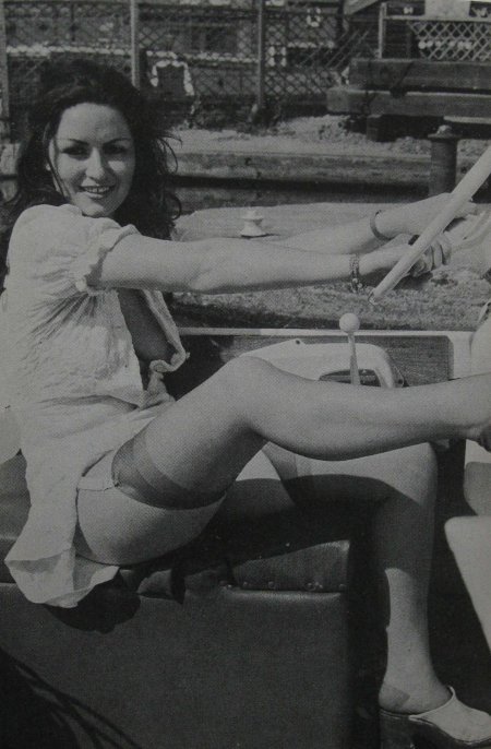 Винтаж волосатые девушки в чулках