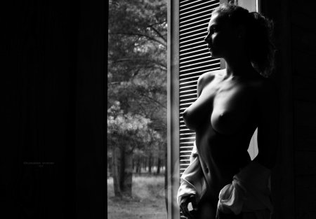 Черно белые эротические