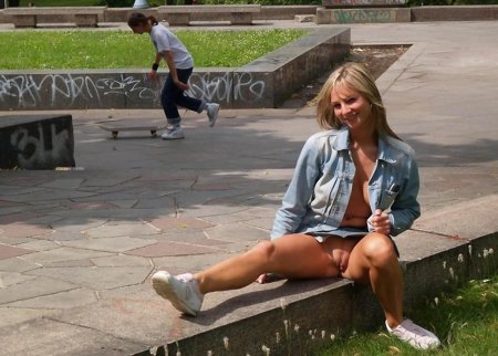 Real amateur public candid upskirt