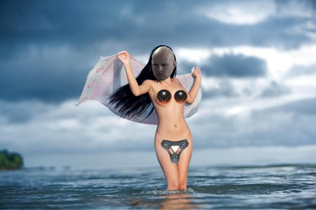 Модели в купальниках