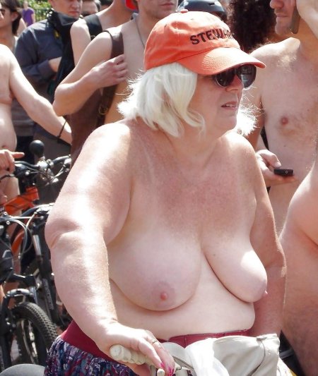 World naked bike ride