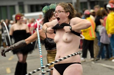 Голые девушки засветы