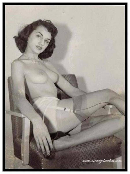 Голые француженки ретро