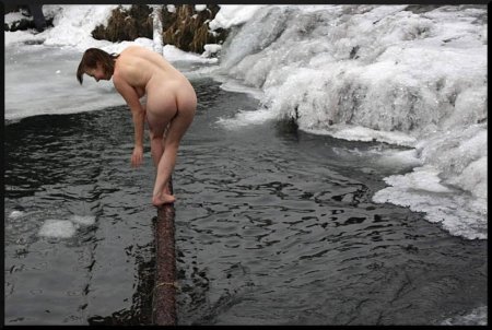 Крещенские купания голые