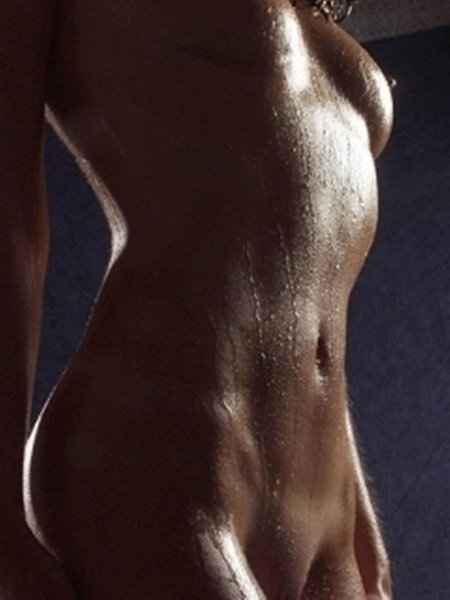 Красивый женский пресс