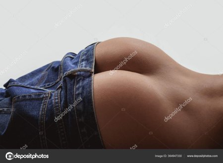 Жопа в джинсах