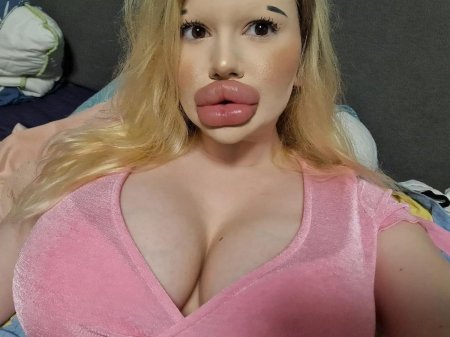 Андреа иванова губы