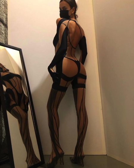 Мюглер ирина шейк