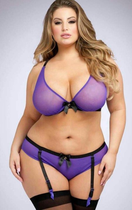 Эшли алексис модель plus size