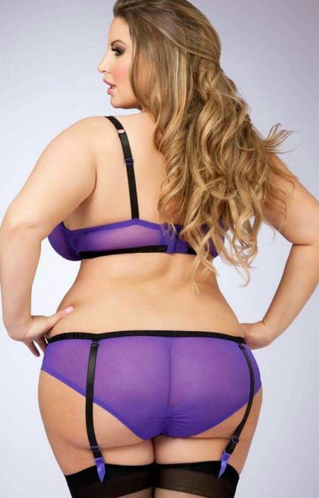 Эшли алексис сайз